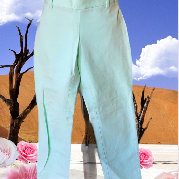 Pants size m capris pre-owned with free tank top open back  +free necklace - Picture 11 of 15